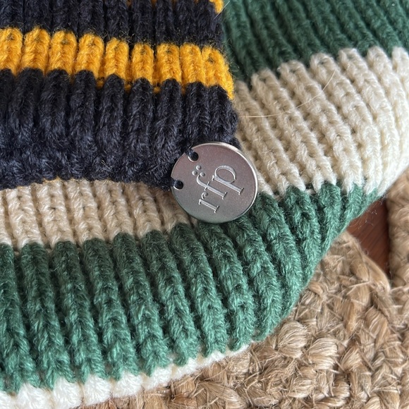 RockFlowerPaper NWT Canterbury Infinity Scarf Knit Multicolor Striped Classic - Picture 4 of 7